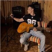 Clases personalizadas
	•	?? Clases de guitarra ,bajo y teclado , aprende tu canción favorita sin vueltas